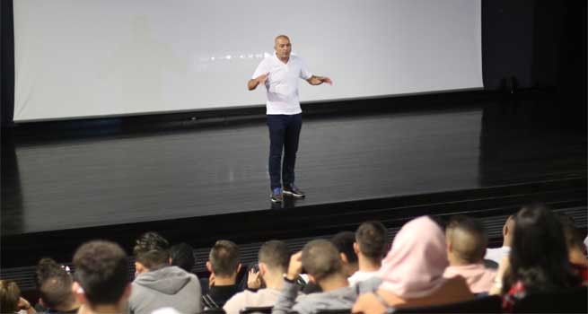 Dar al-Kalima University