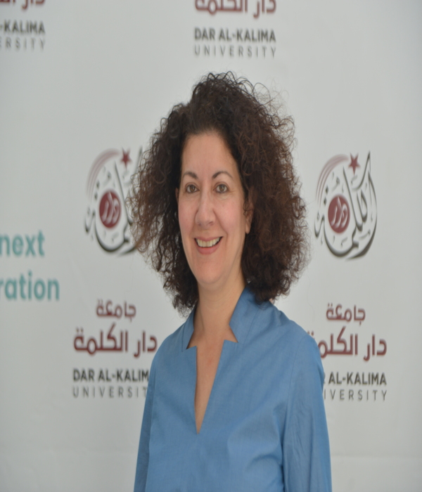 Inas Deeb